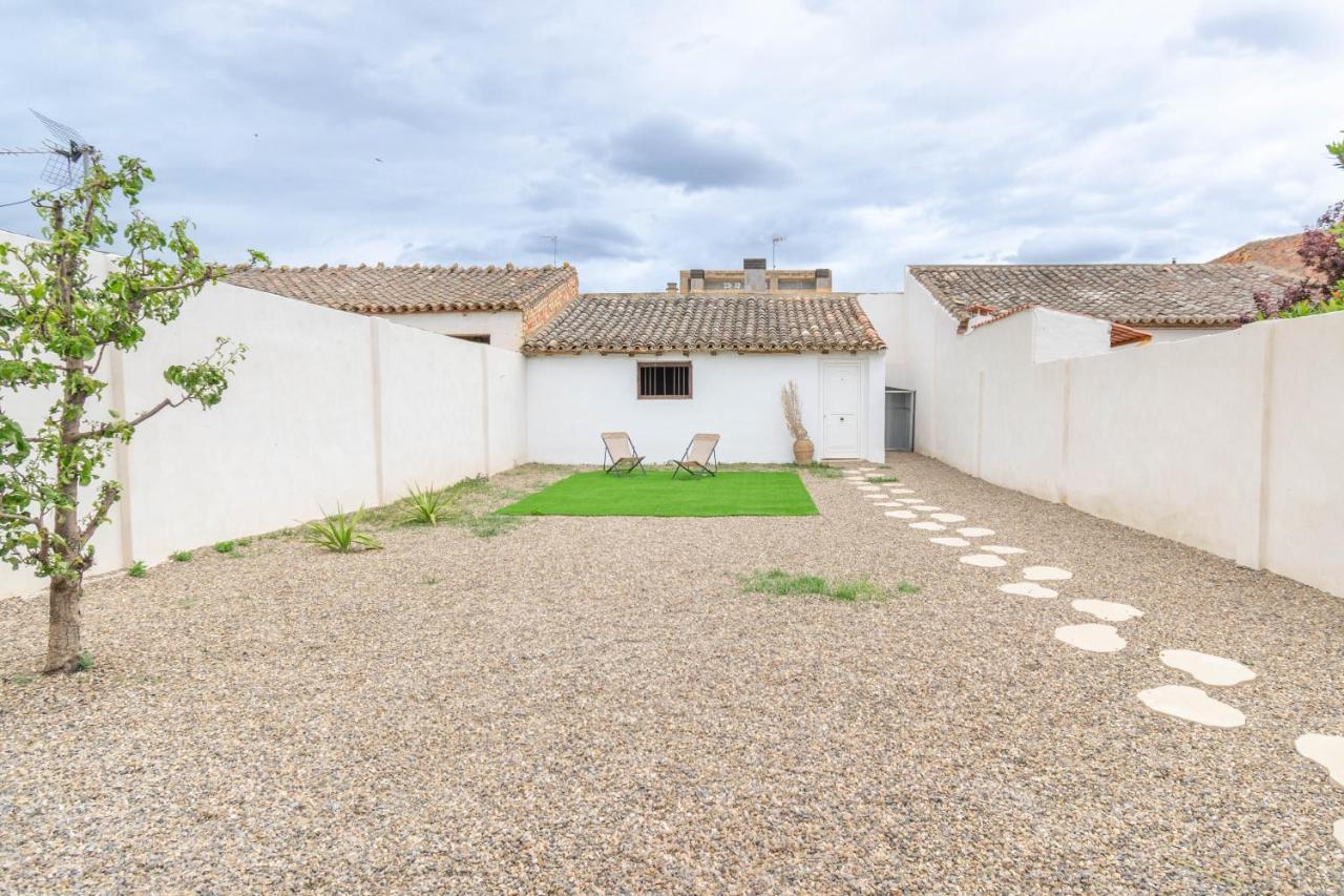 Casa Bardena Negra, Comodo Alojamiento Para Visitar Las Bardenas Y Sendaviva Fustinana Экстерьер фото
